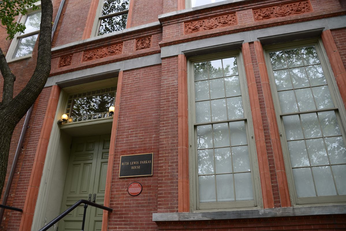19-2 NYU Ruth Lewis Farkas House 3 Washington Square North Where Edward Hopper Painted From 1939 to 1965 New York Washington Square Park
